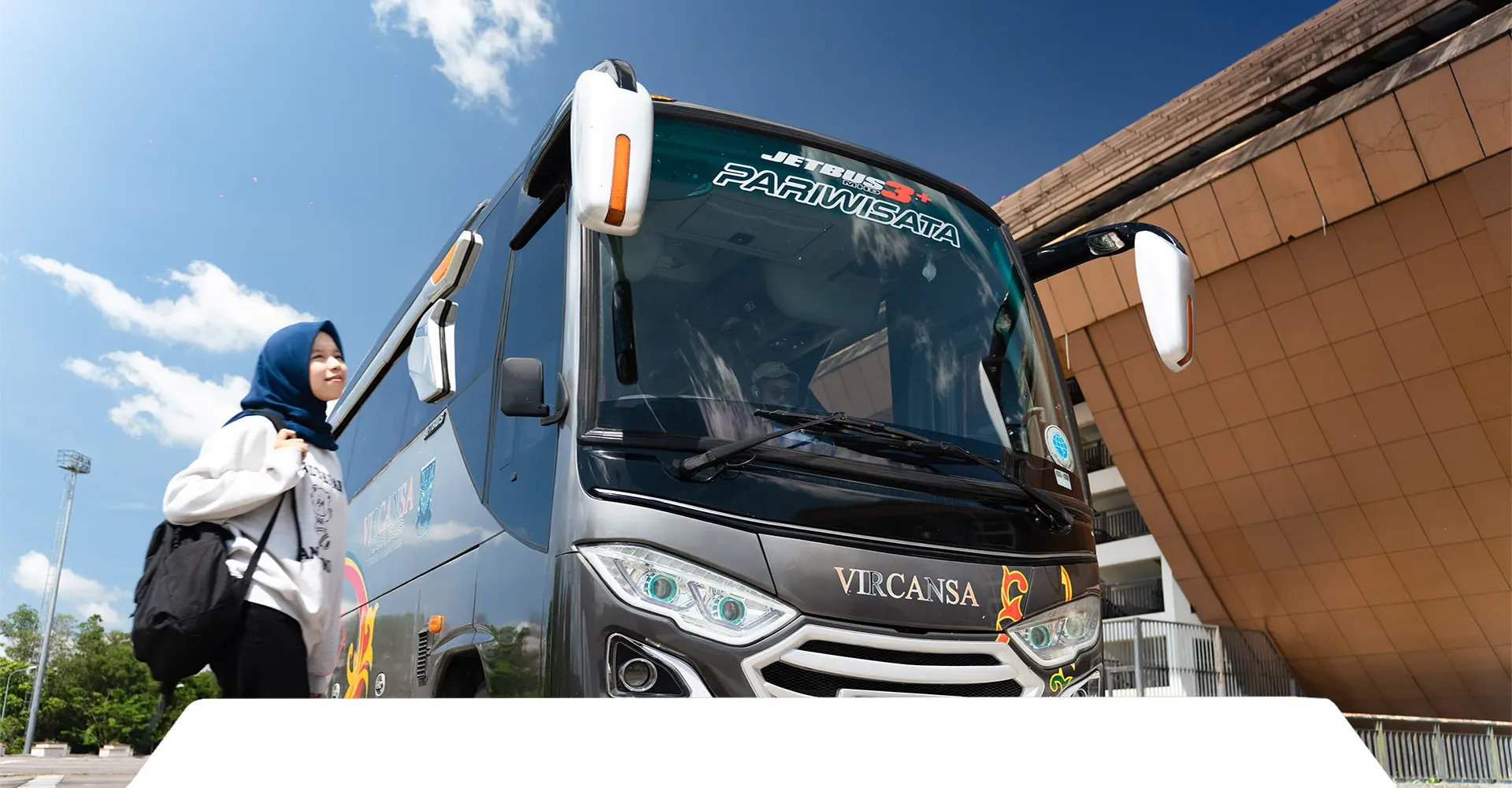 Charter Bus pariwisata Sumbar